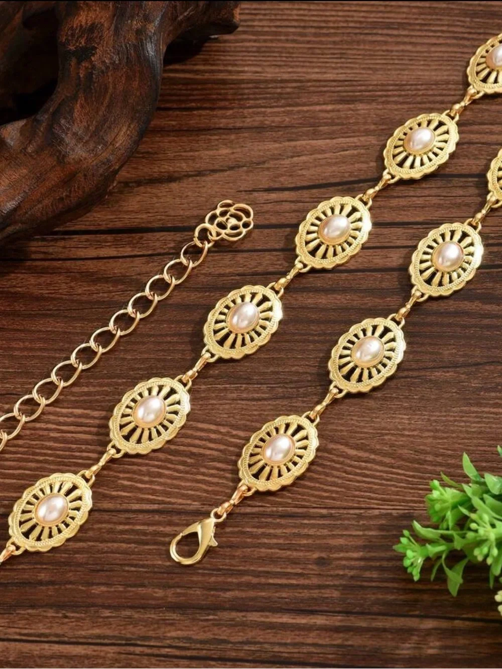 Gold Vintage Chain Belt with Medallion